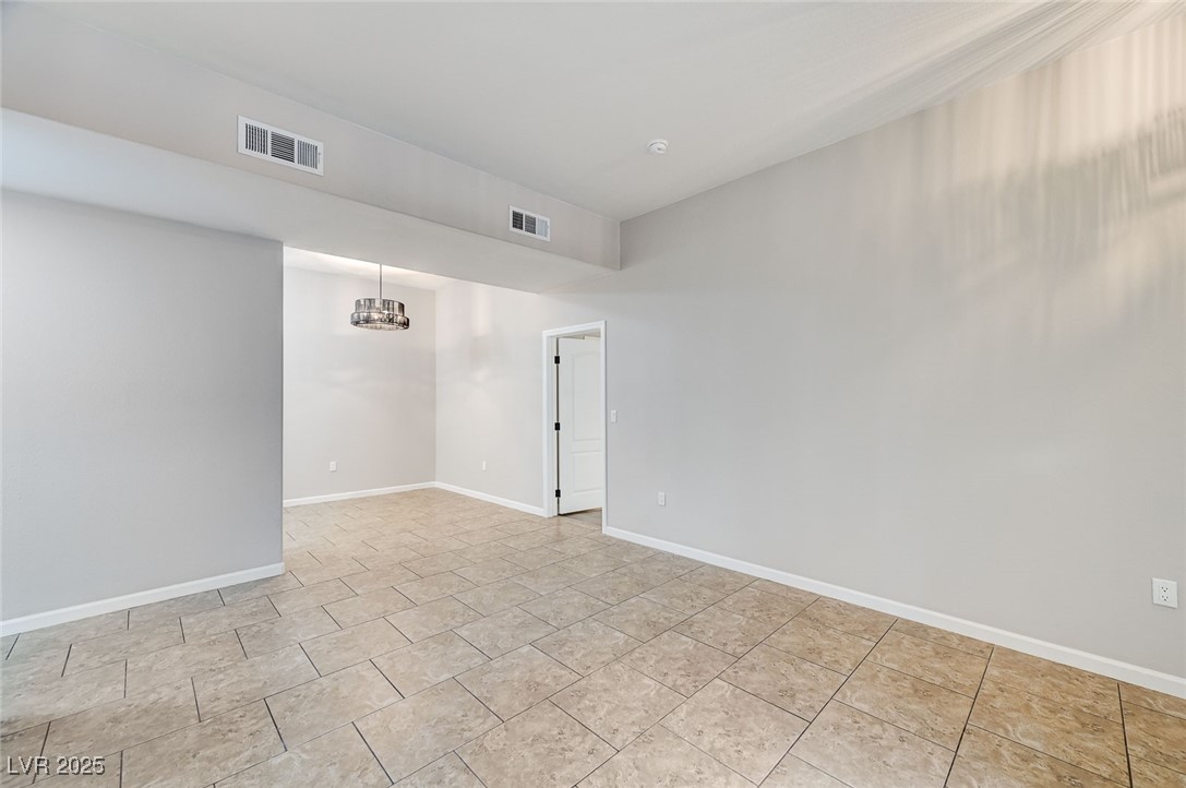 3500 Cactus Shadow Street 104
