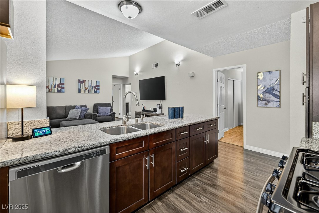 139 North Christy Lane