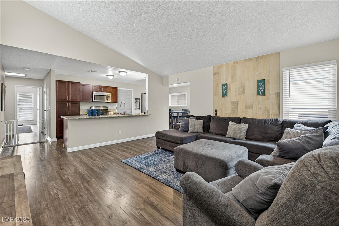 139 North Christy Lane