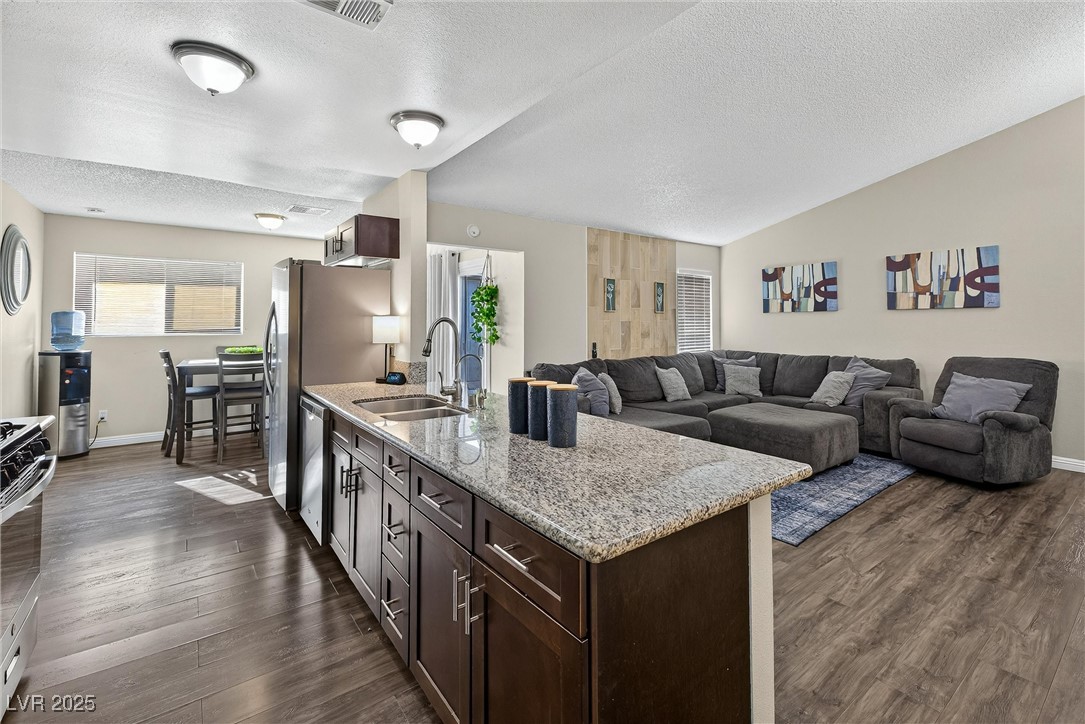 139 North Christy Lane