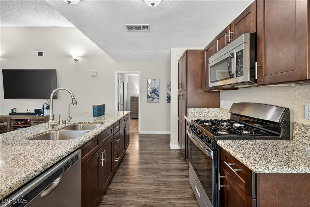 139 North Christy Lane