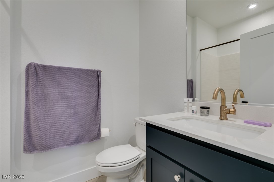 9844 Kings Glen Street