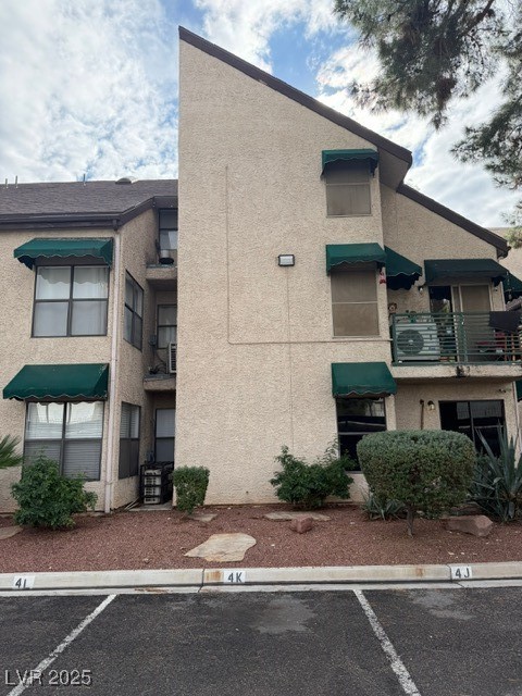 530 Elm Drive 205