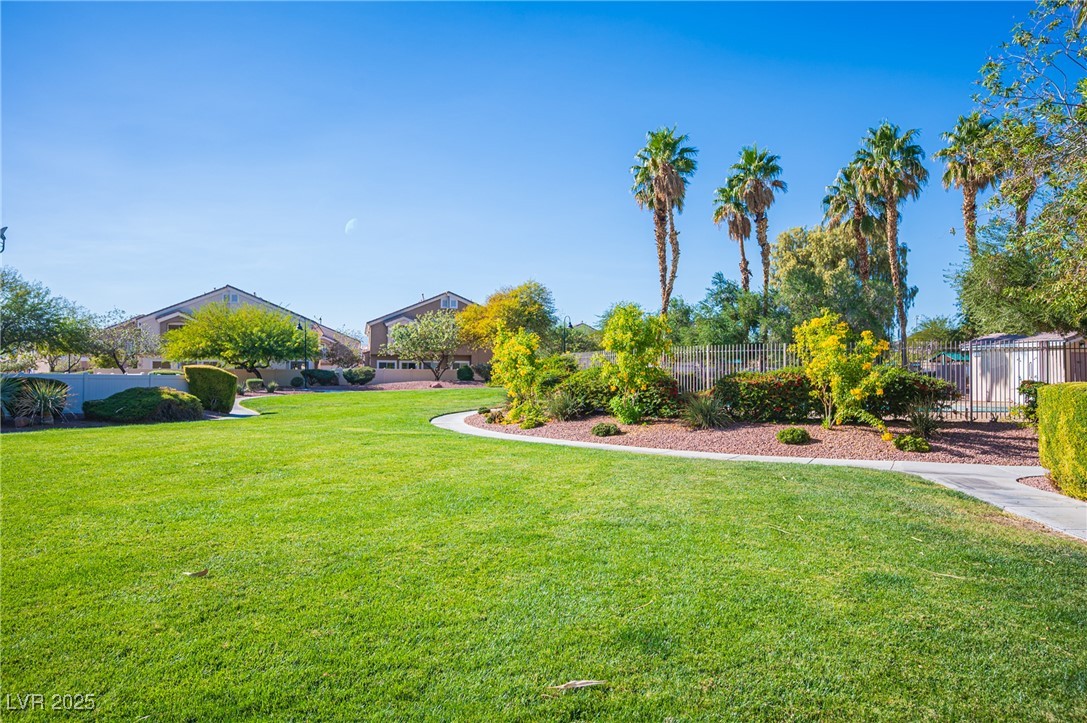 3309 Speckle Summer Place 1