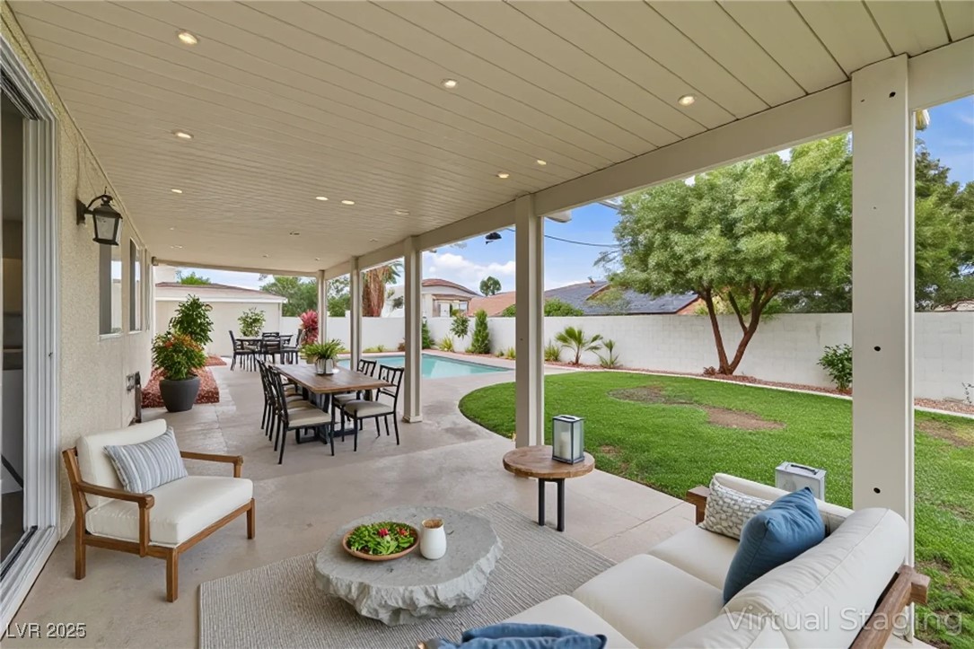 1291 Mount Hood Street