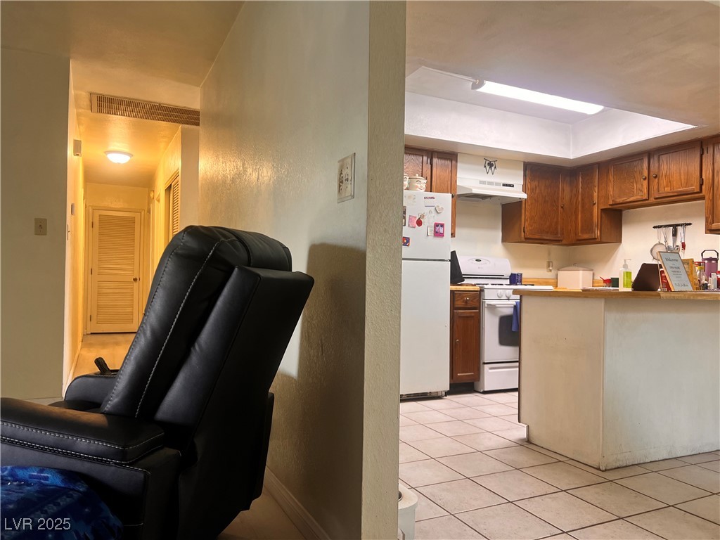 6375 Newville Avenue