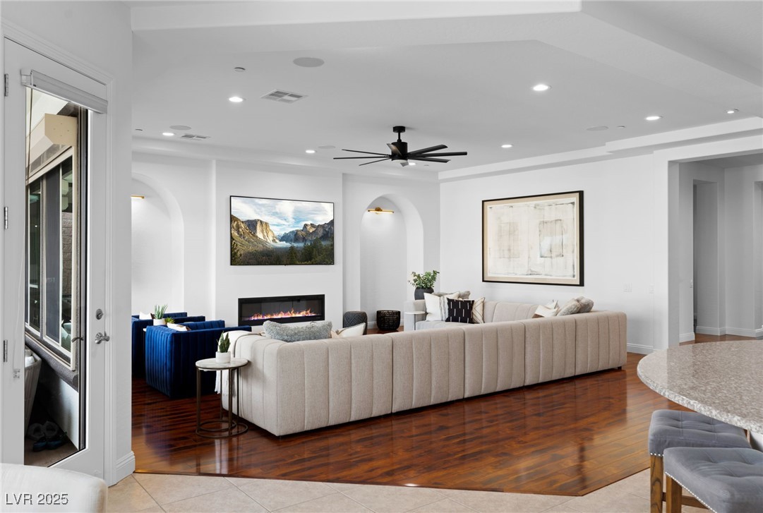 2460 Chateau Napoleon Drive