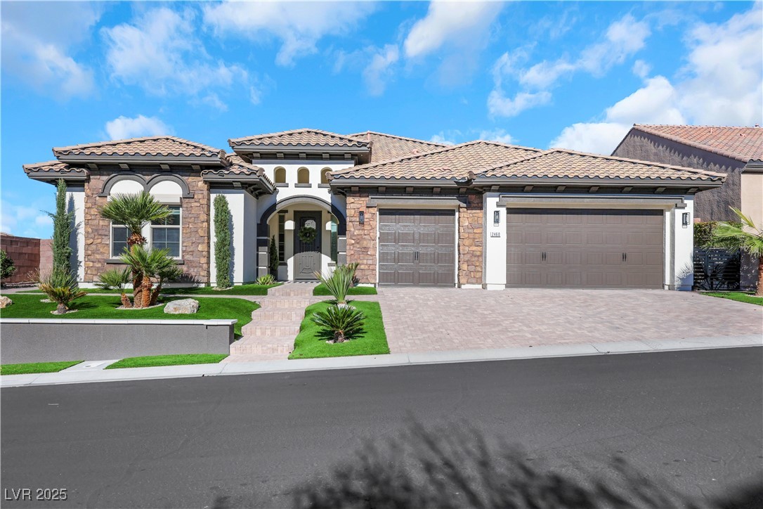 2460 Chateau Napoleon Drive