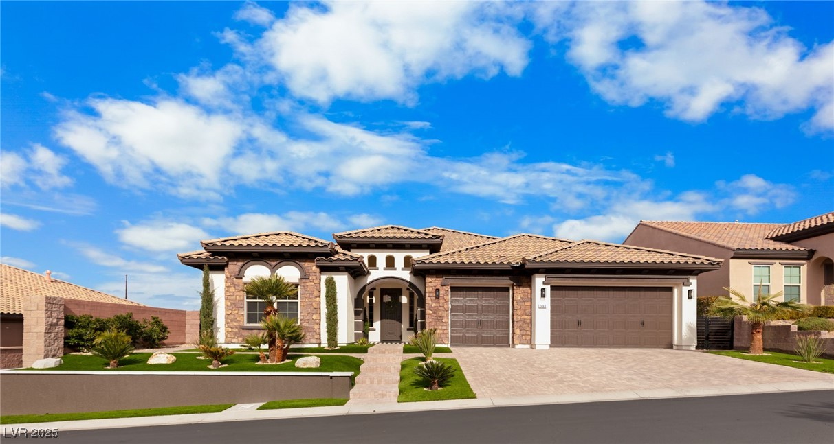 2460 Chateau Napoleon Drive