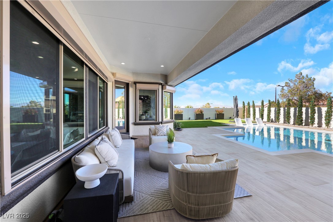 2460 Chateau Napoleon Drive