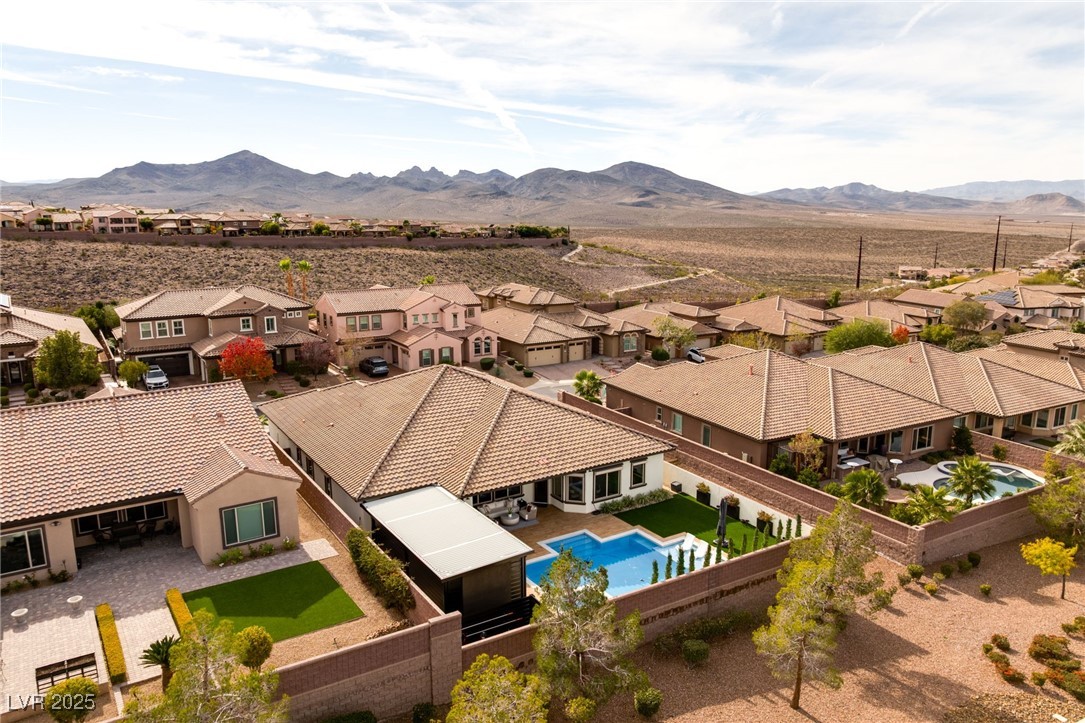 2460 Chateau Napoleon Drive