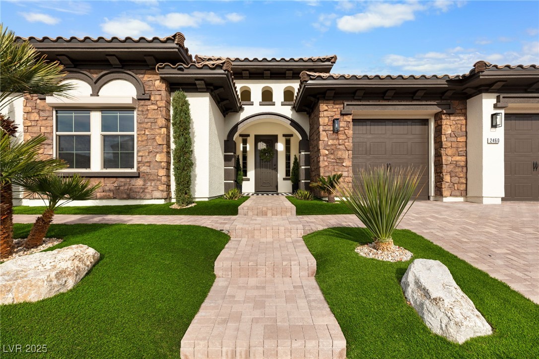 2460 Chateau Napoleon Drive