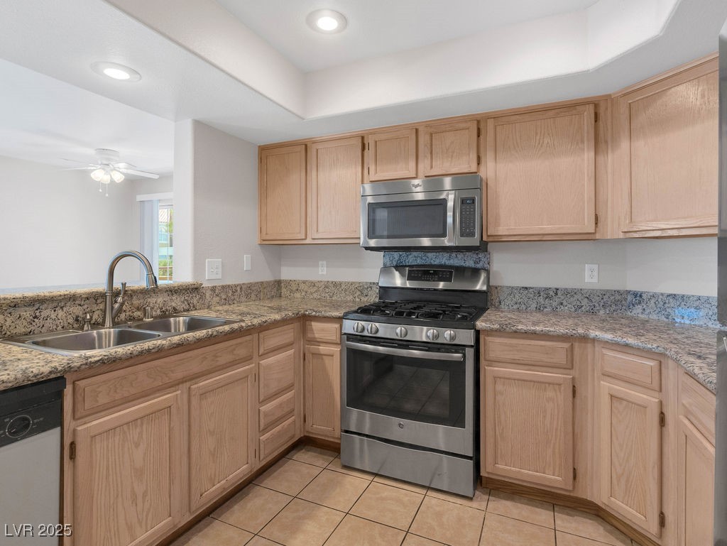 7950 West Flamingo Road 1077
