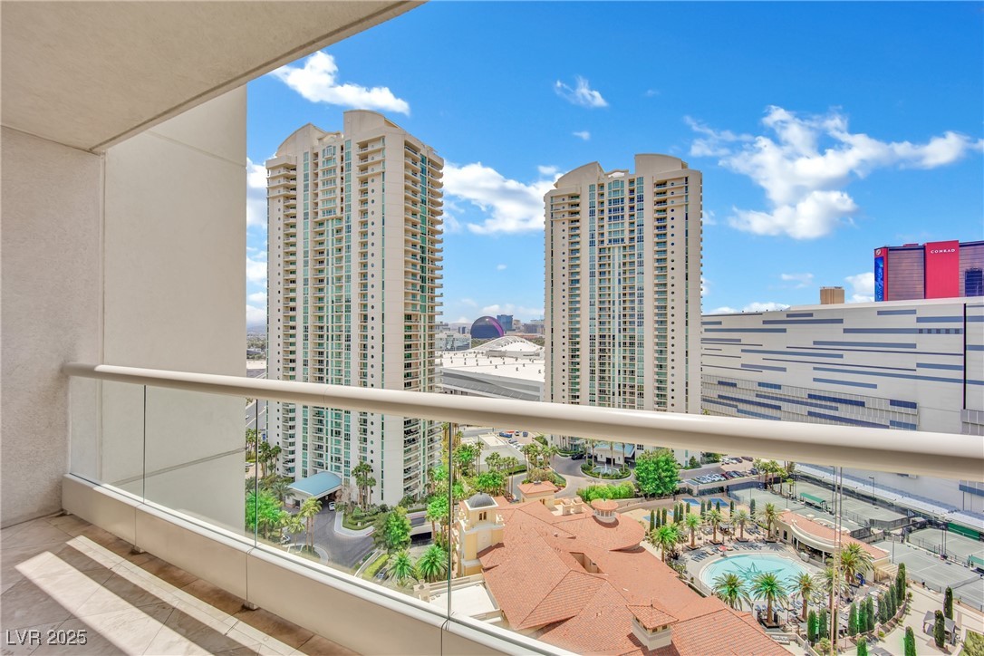 2777 Paradise Road 2002