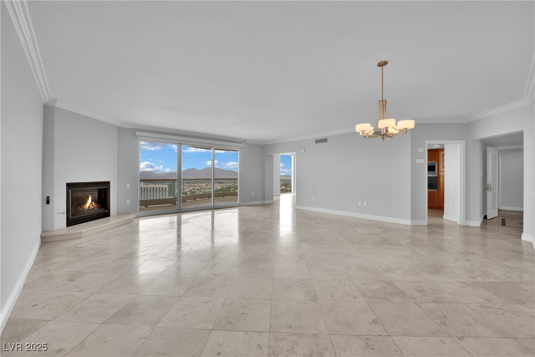 2777 Paradise Road 2002