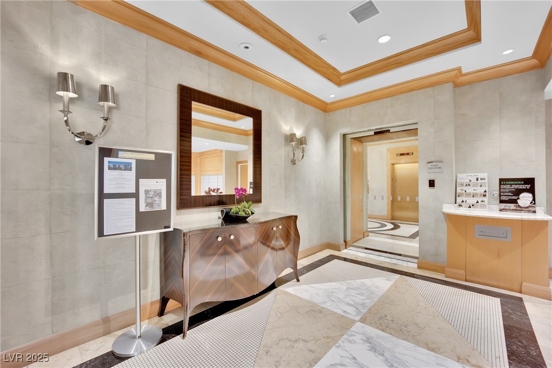 2777 Paradise Road 2002