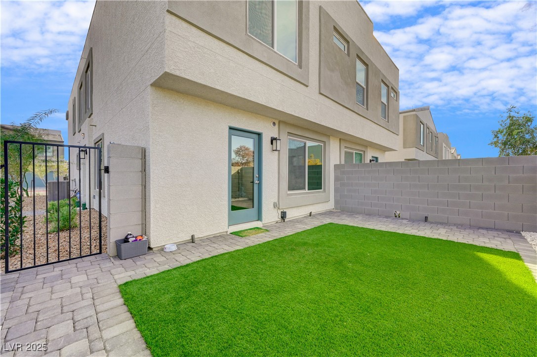 4271 Lemay Street 3