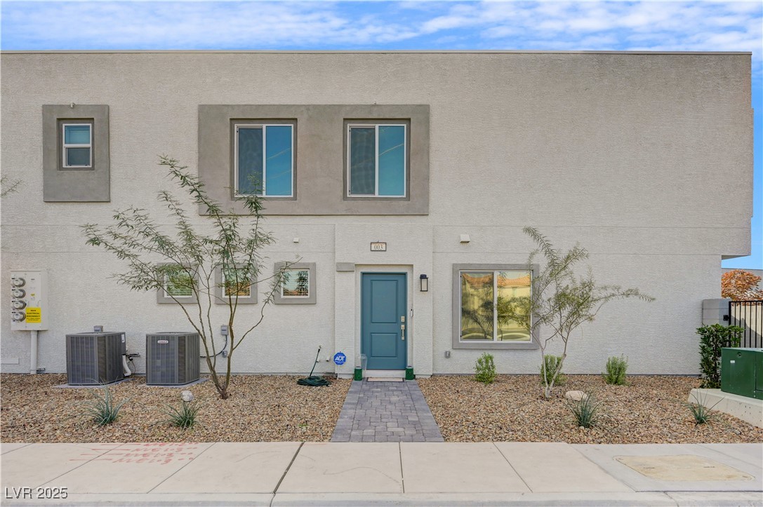 4271 Lemay Street 3