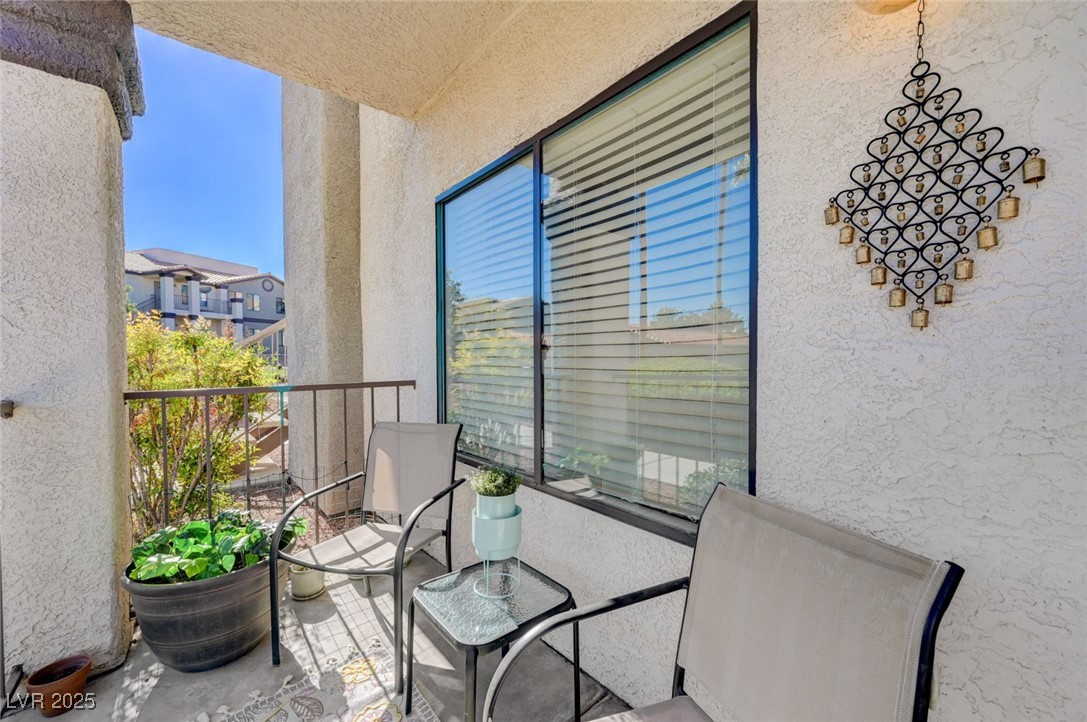 1575 West Warm Springs Road 2613