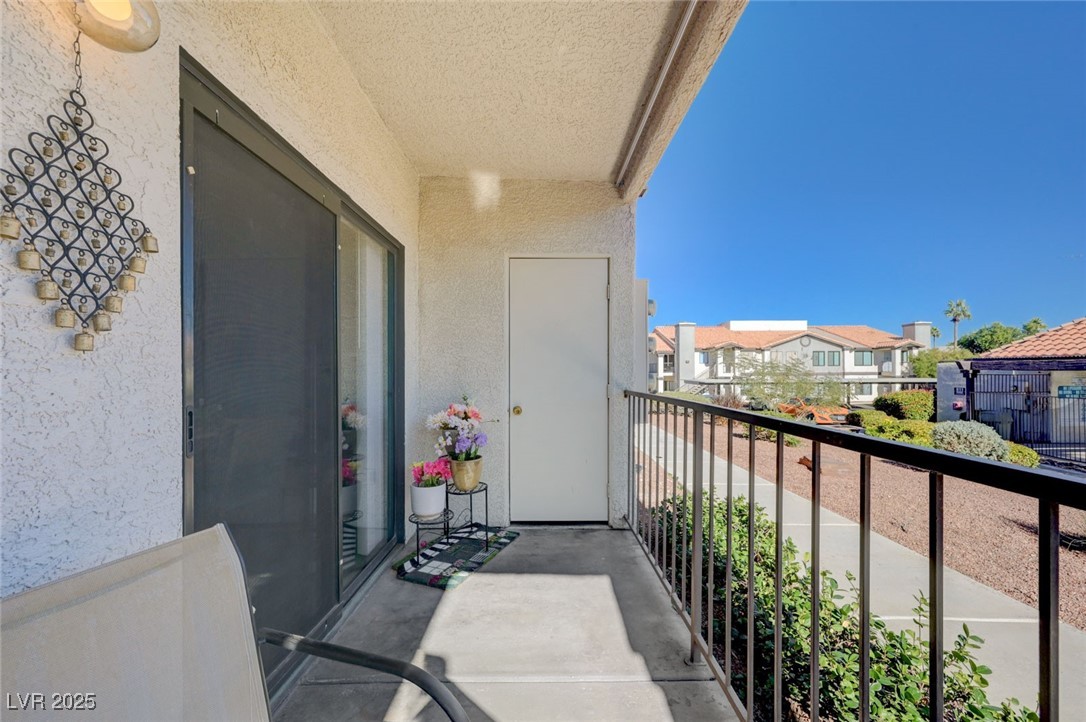 1575 West Warm Springs Road 2613