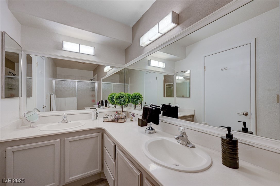 1575 West Warm Springs Road 2613
