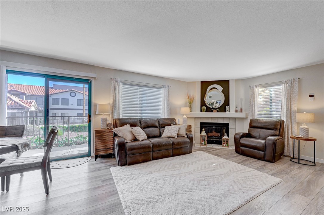 1575 West Warm Springs Road 2613