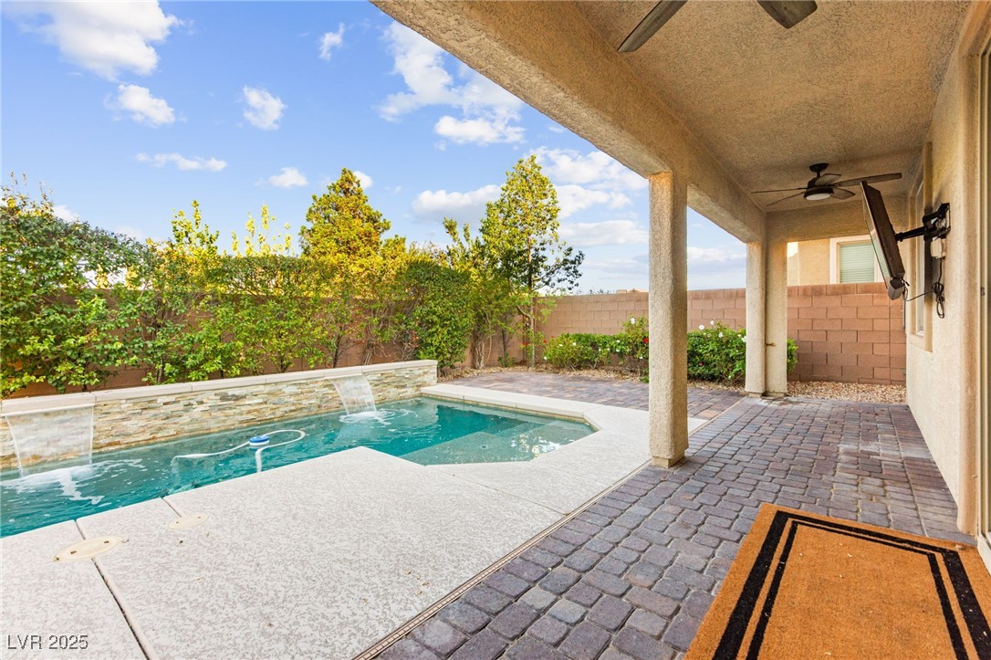 8112 Nottingham Hill Lane