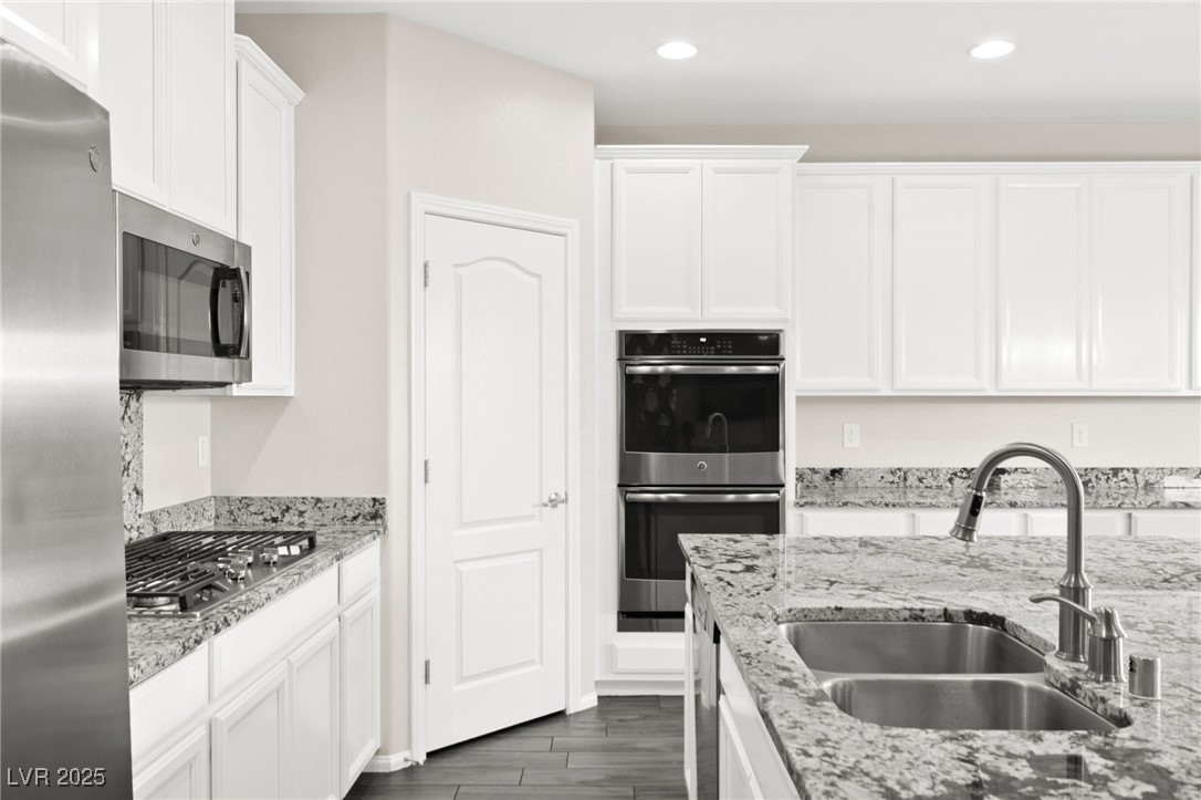 8112 Nottingham Hill Lane