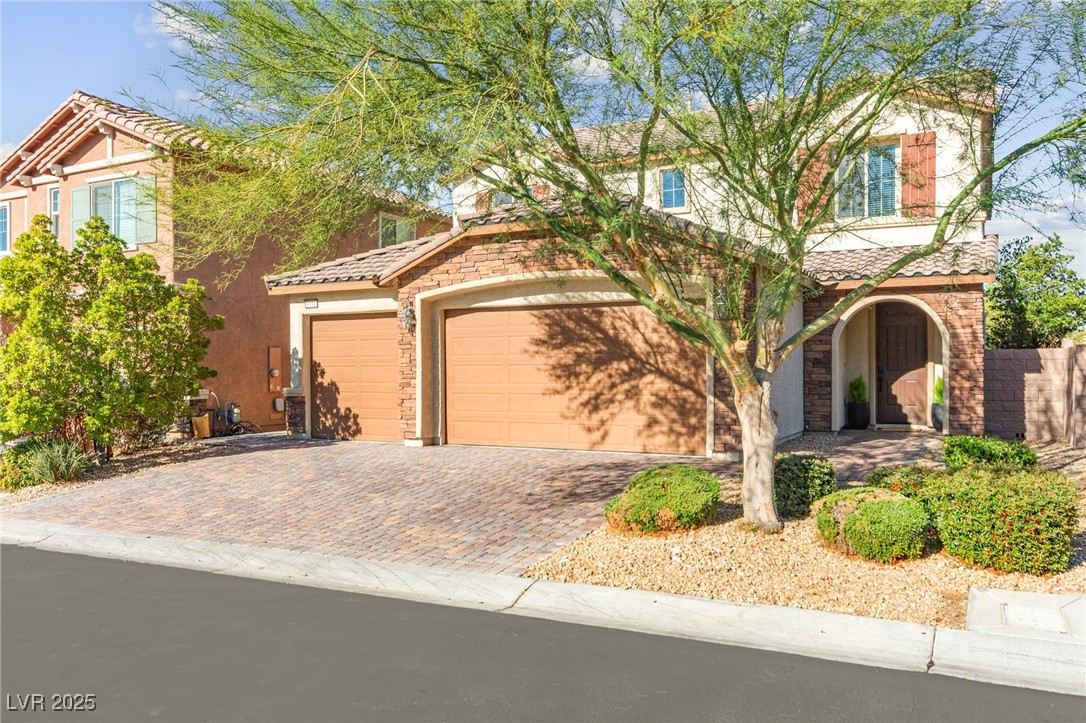 8112 Nottingham Hill Lane