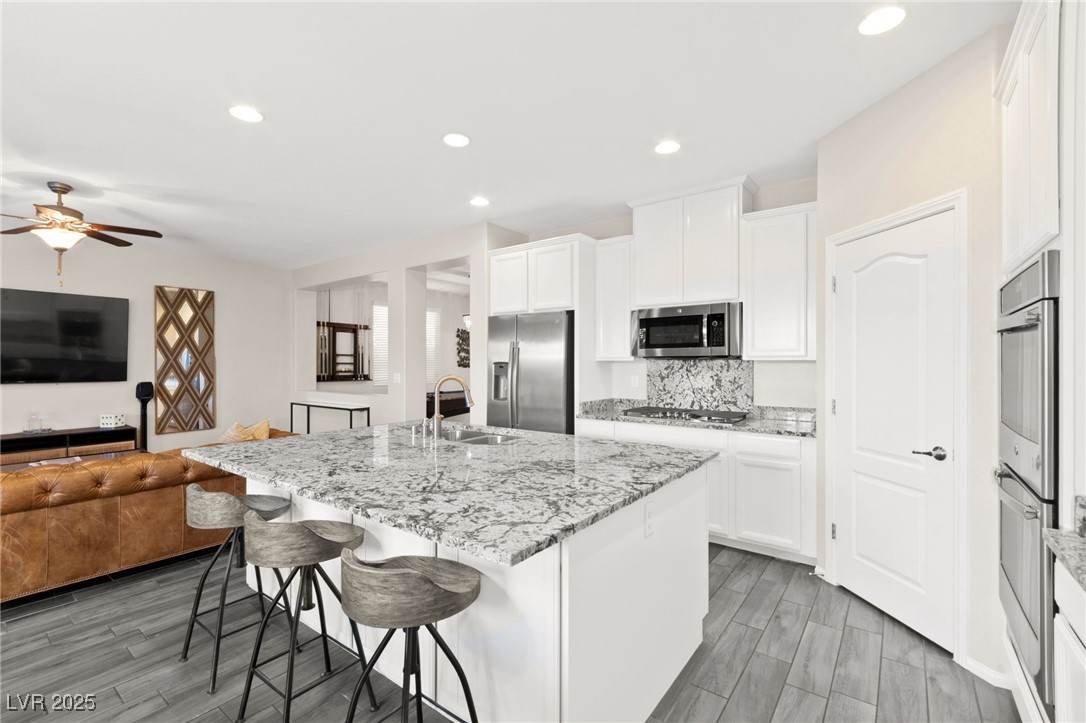 8112 Nottingham Hill Lane