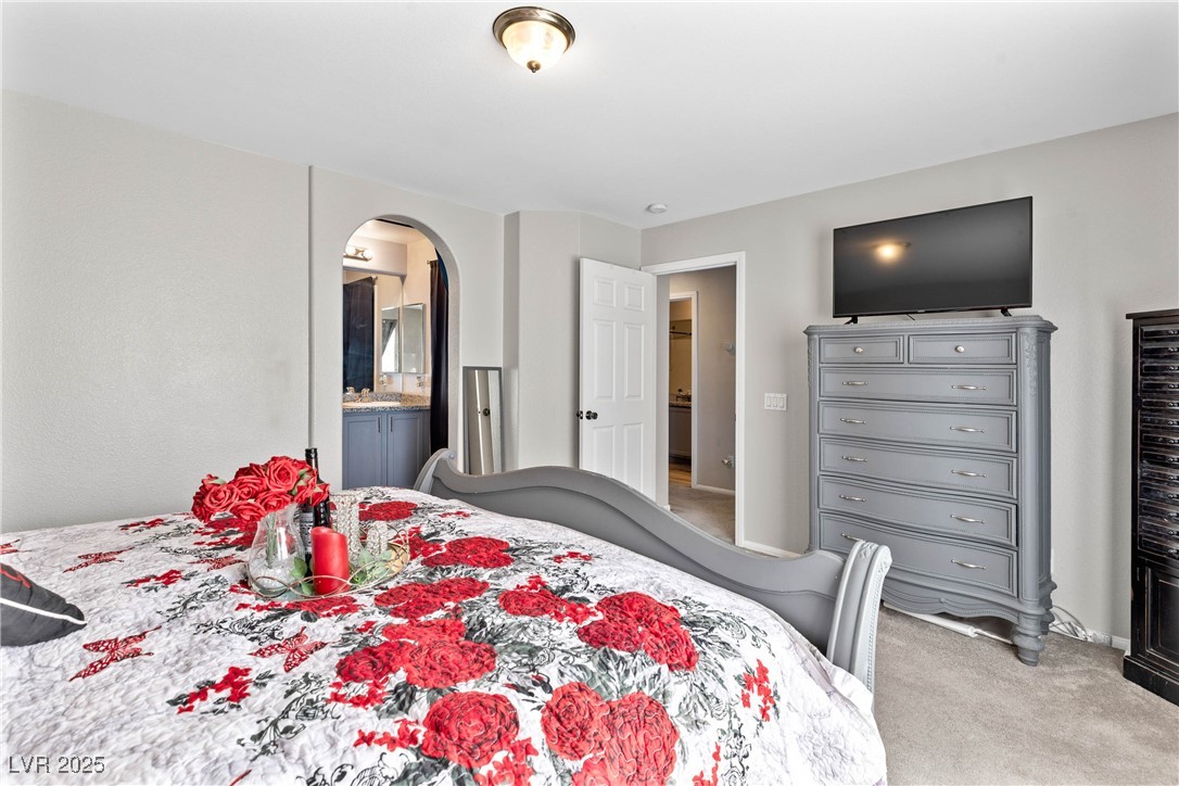 5229 Ponderosa Heights Street