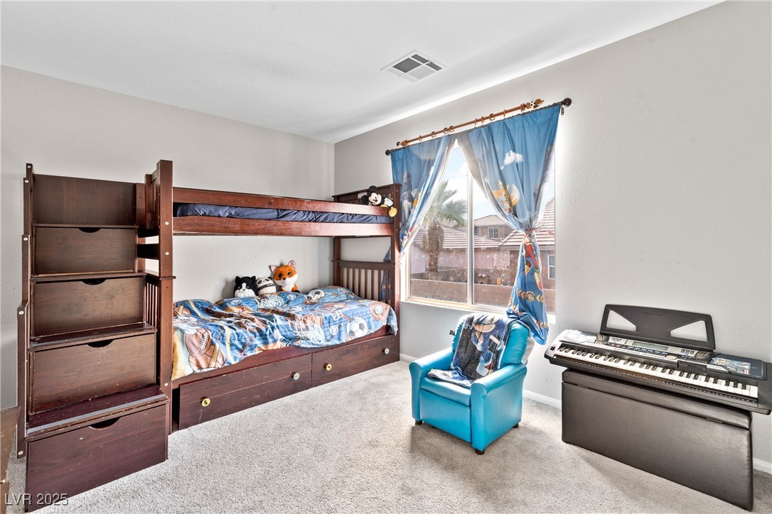 5229 Ponderosa Heights Street