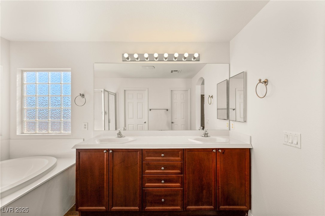 6247 Sugartree Avenue