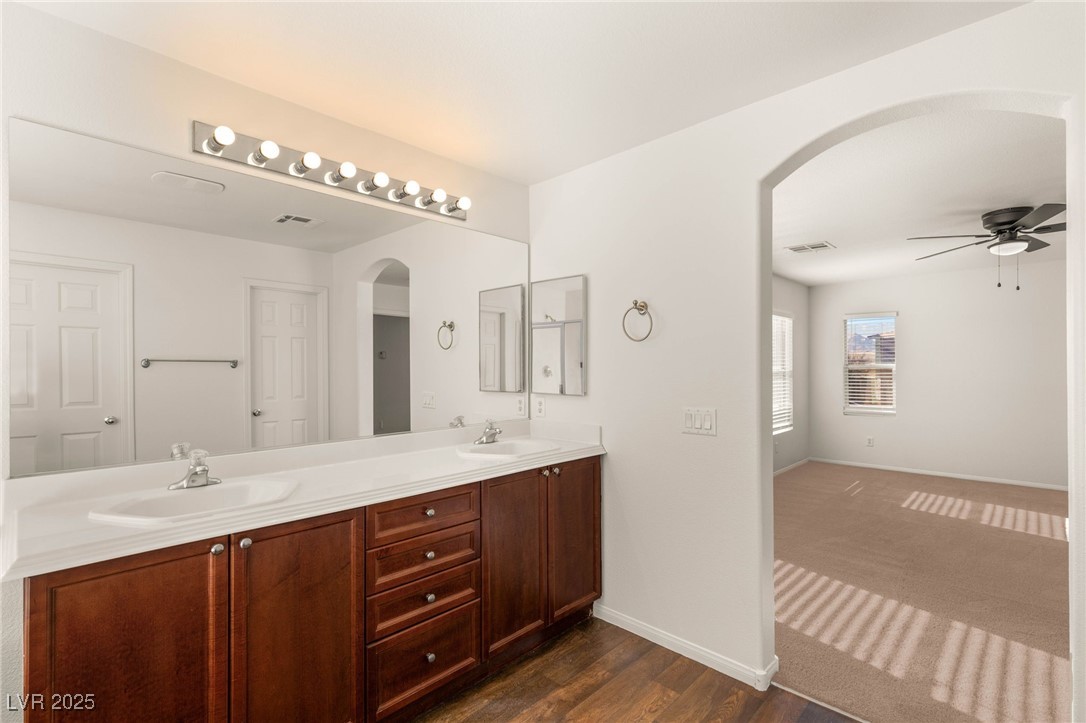 6247 Sugartree Avenue