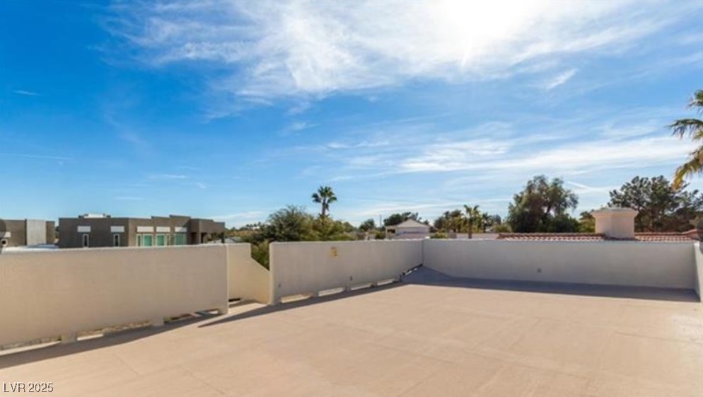 7611 Laredo Street
