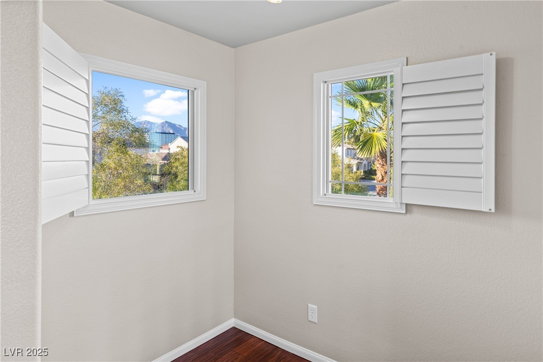 10513 Rusty Railroad Avenue