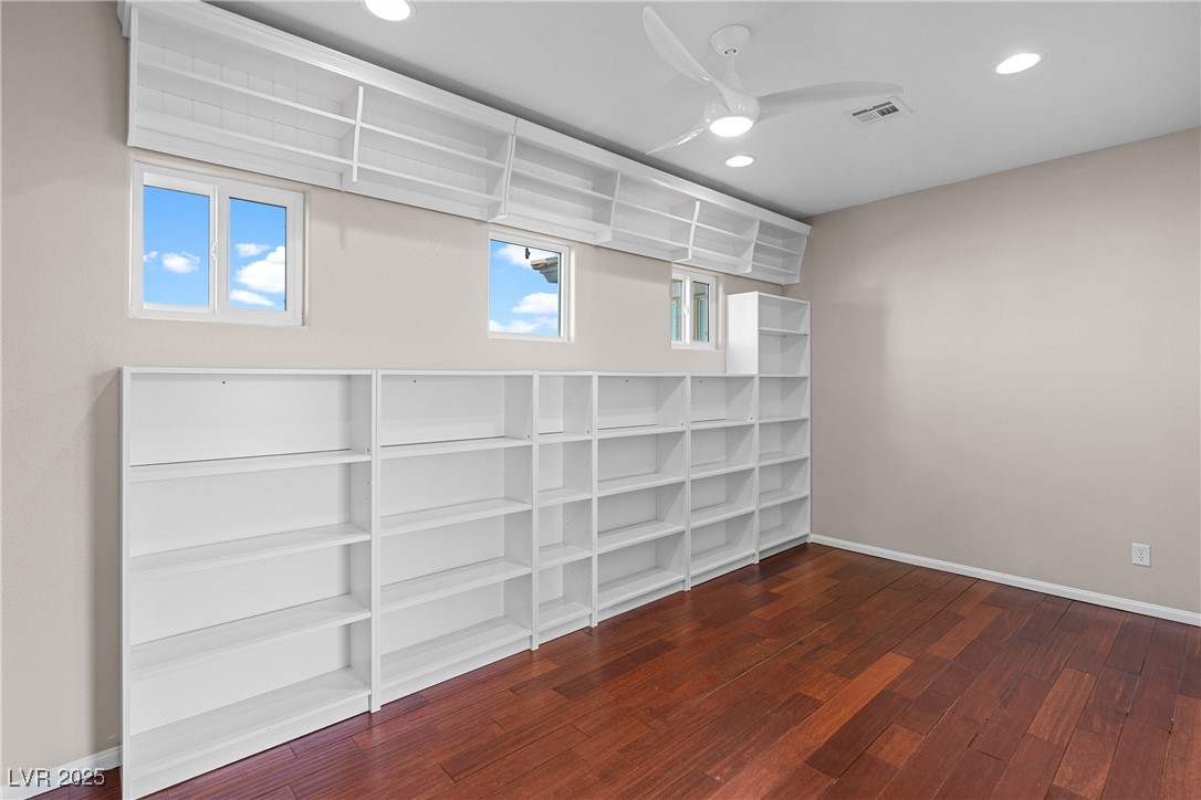 10513 Rusty Railroad Avenue