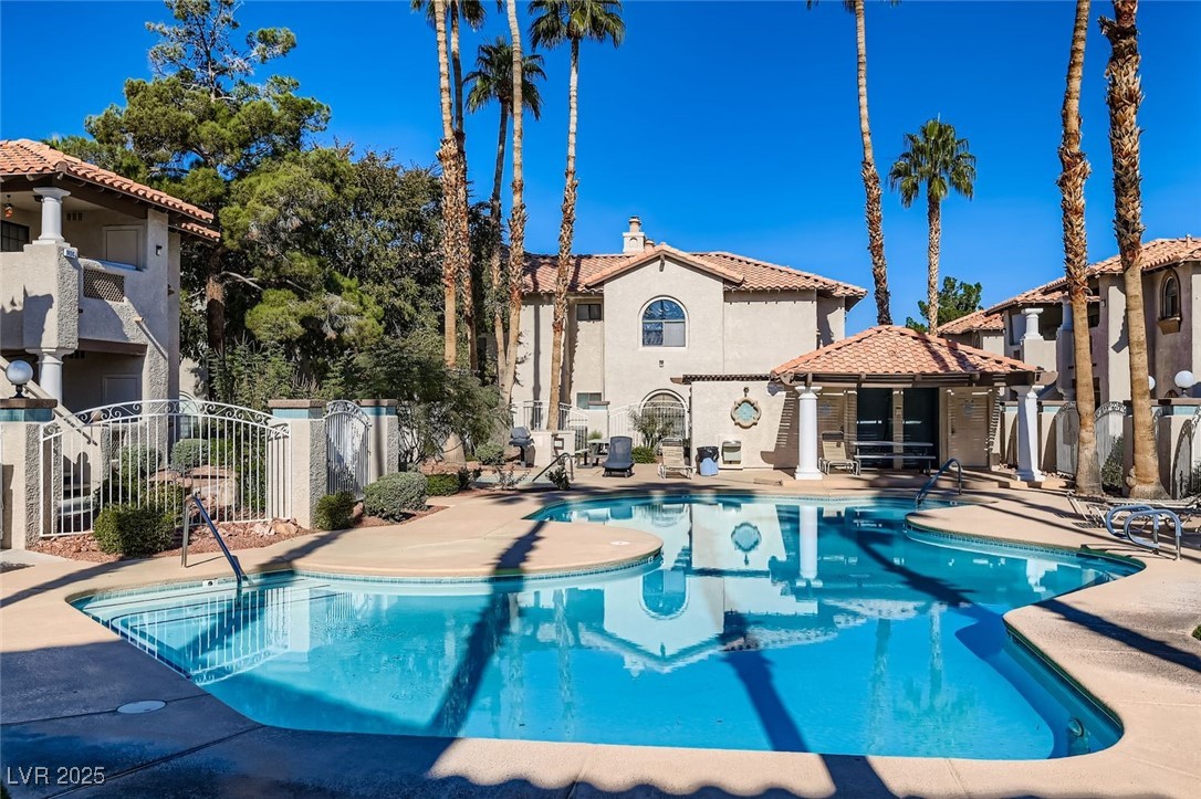 1423 Santa Margarita Street D