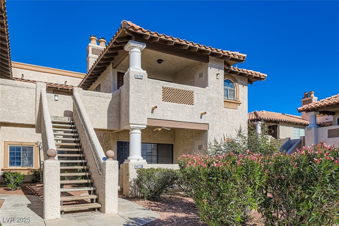 1423 Santa Margarita Street D