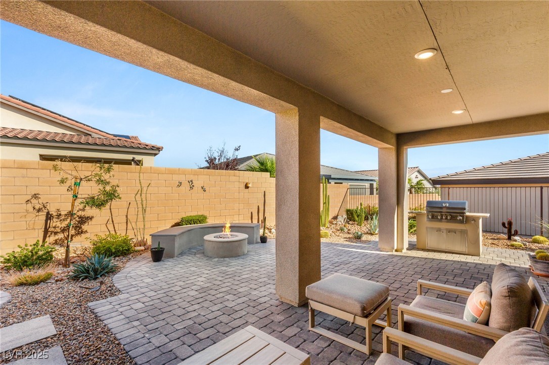 14 Summer Agave Avenue