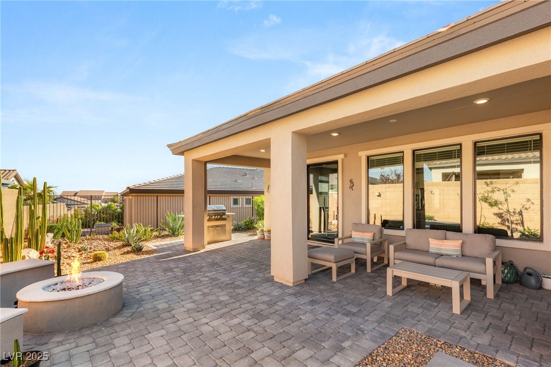 14 Summer Agave Avenue