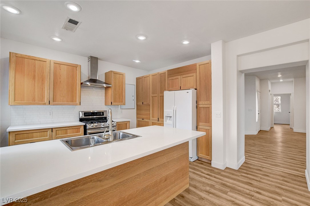 6652 Coral Springs Circle