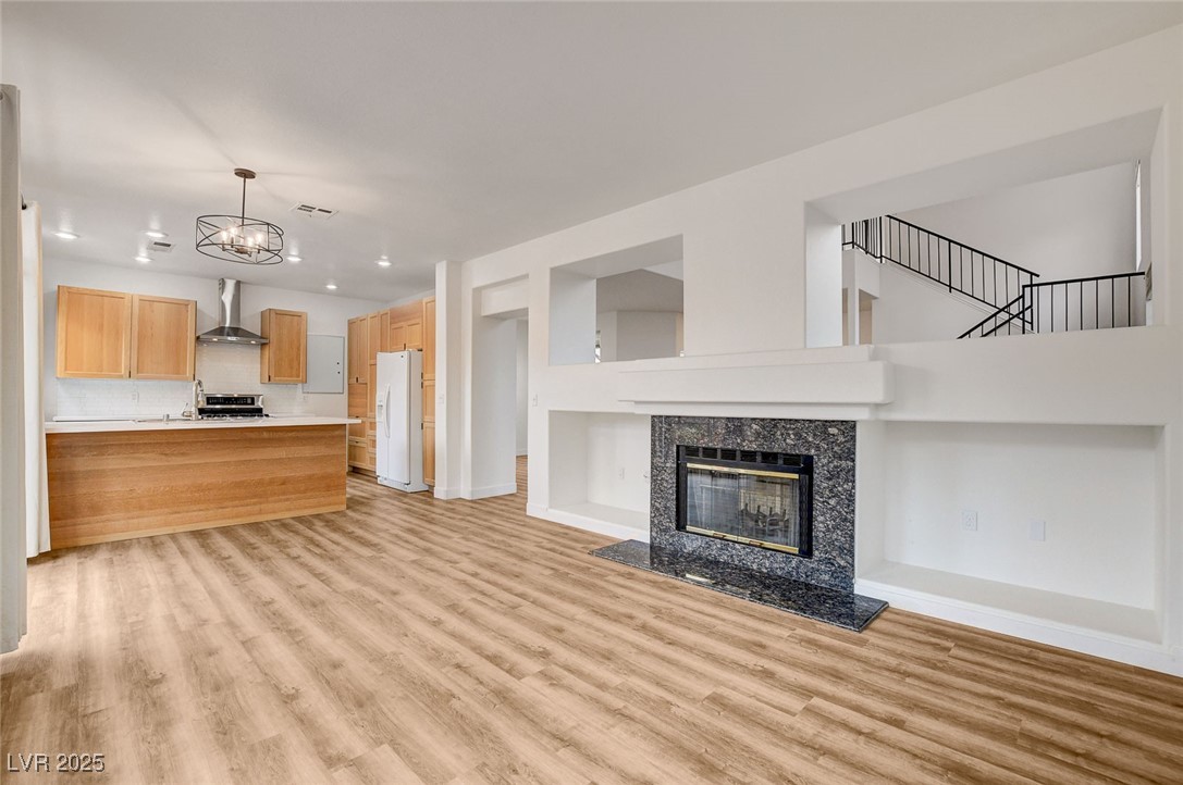 6652 Coral Springs Circle