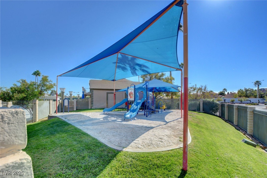 6652 Coral Springs Circle