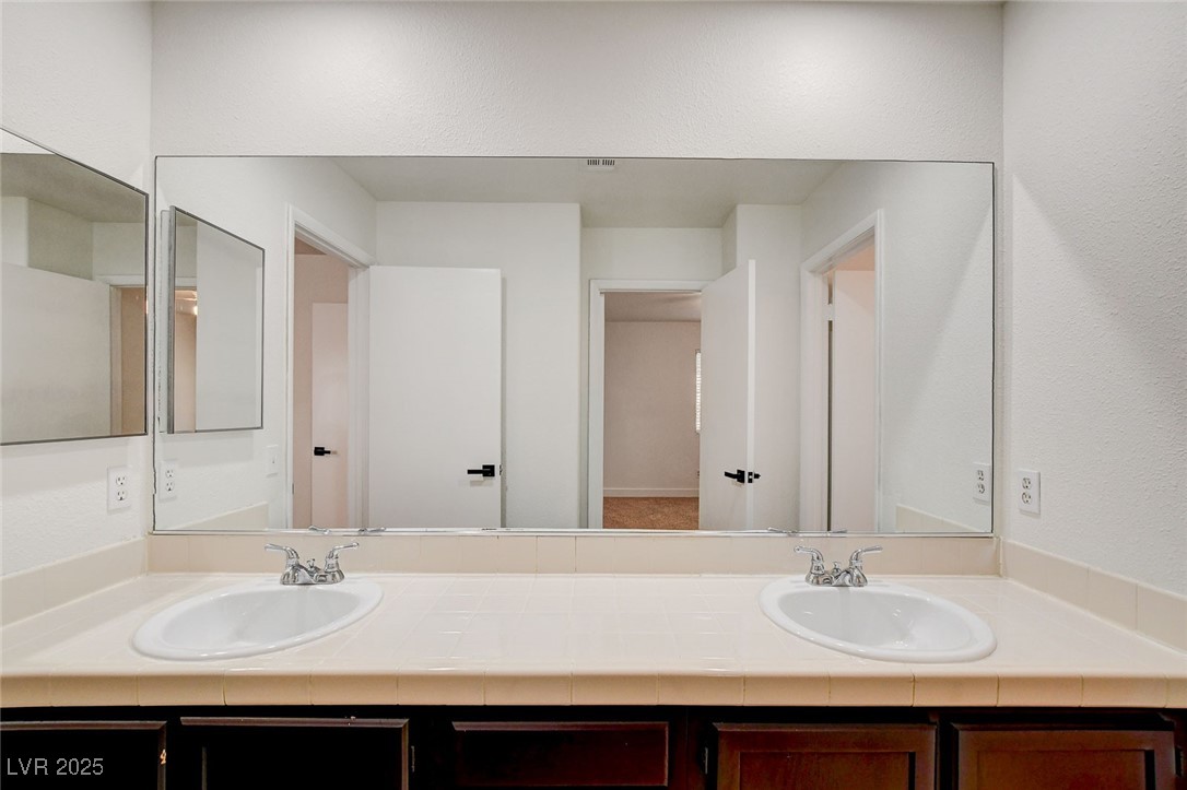 6652 Coral Springs Circle