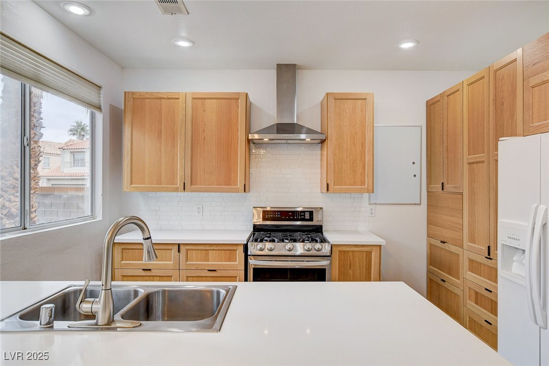 6652 Coral Springs Circle