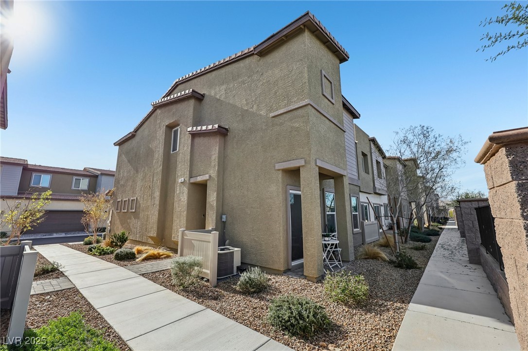 534 Thistleberry Avenue