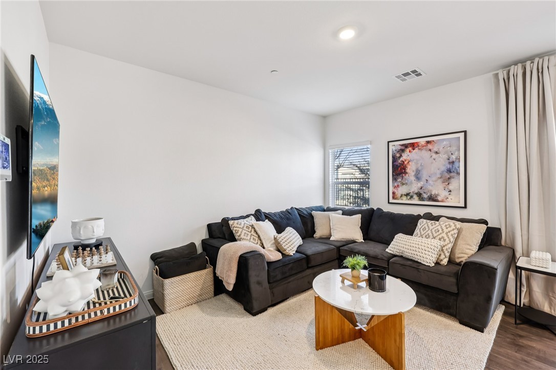 534 Thistleberry Avenue