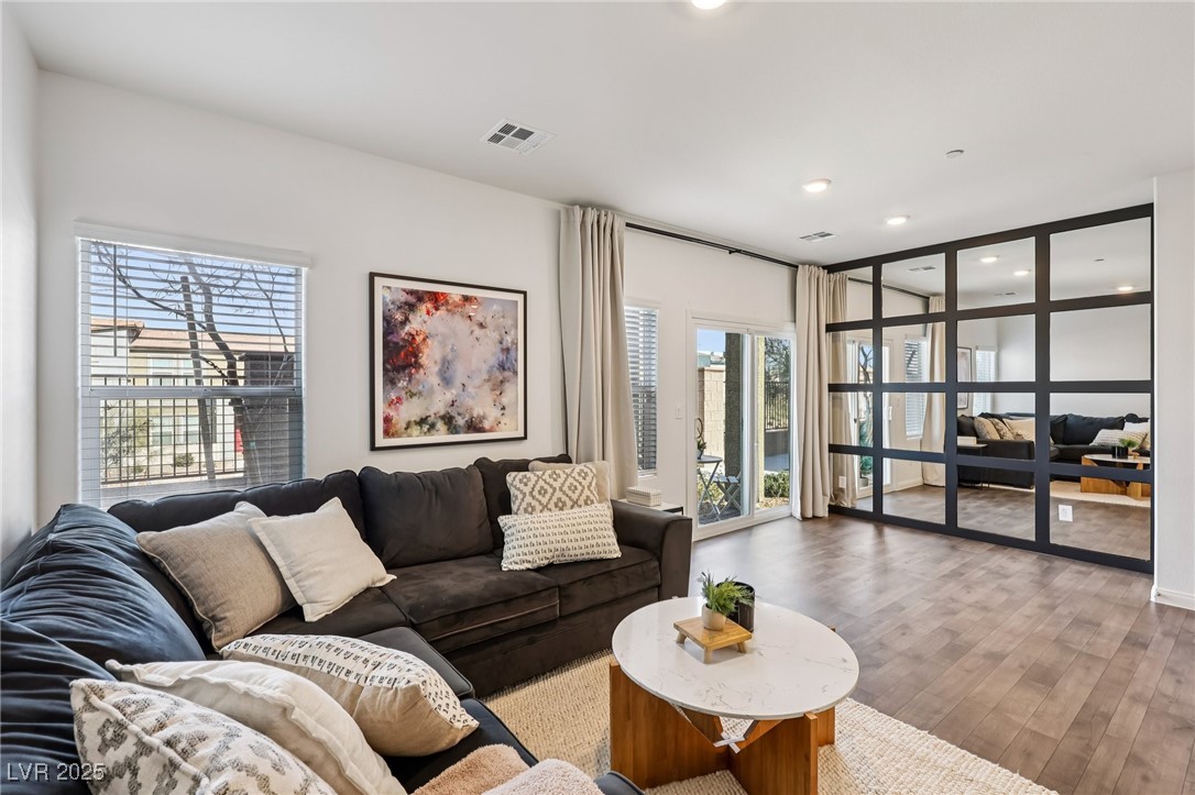 534 Thistleberry Avenue