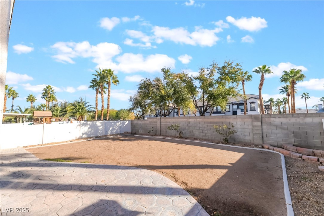 5854 Gentleslope Street